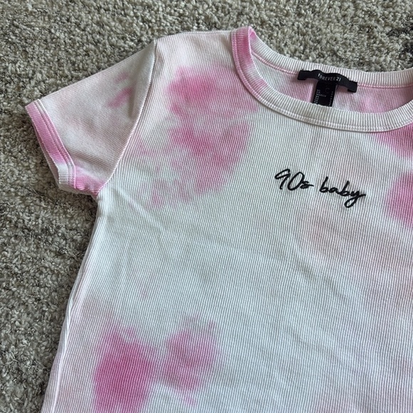Pink White Tie-Dye short sleeve crop top  "90s baby"  Embroidered on front - Picture 3 of 9